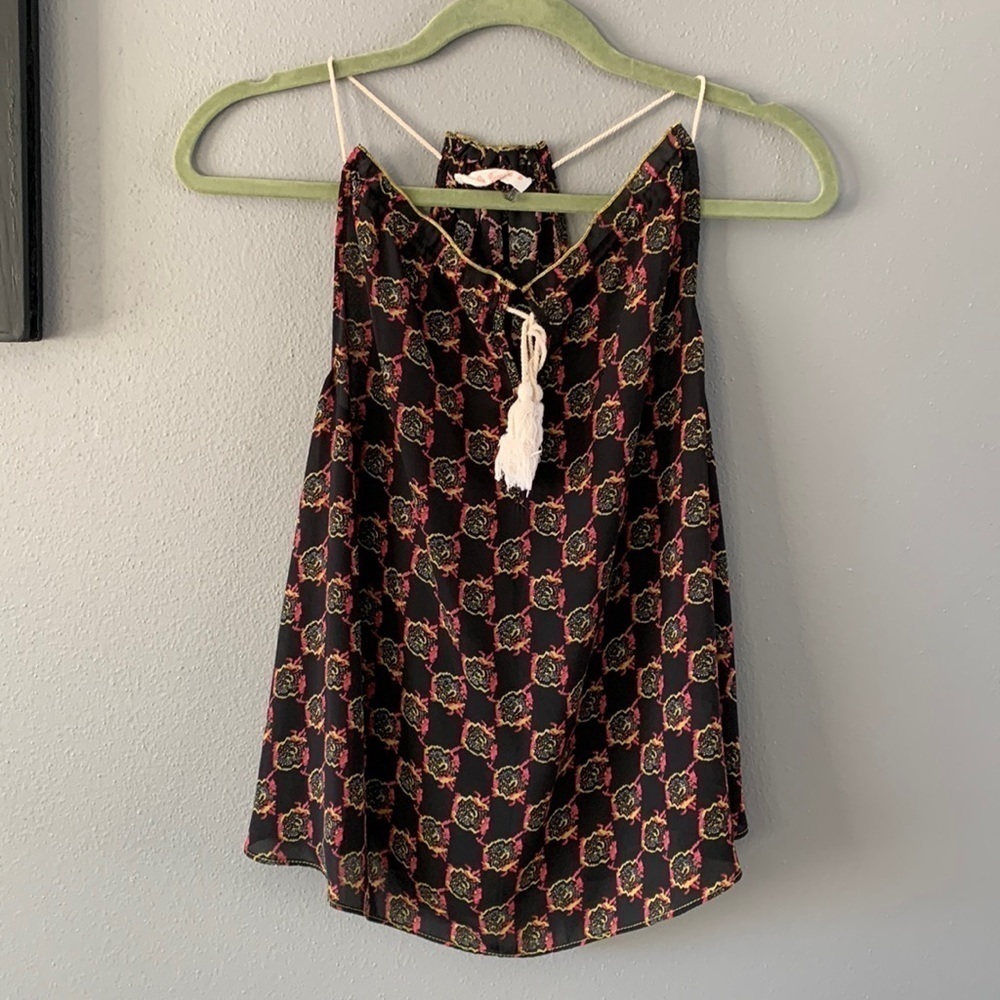 Le Sample Halter Tank Black Patterned